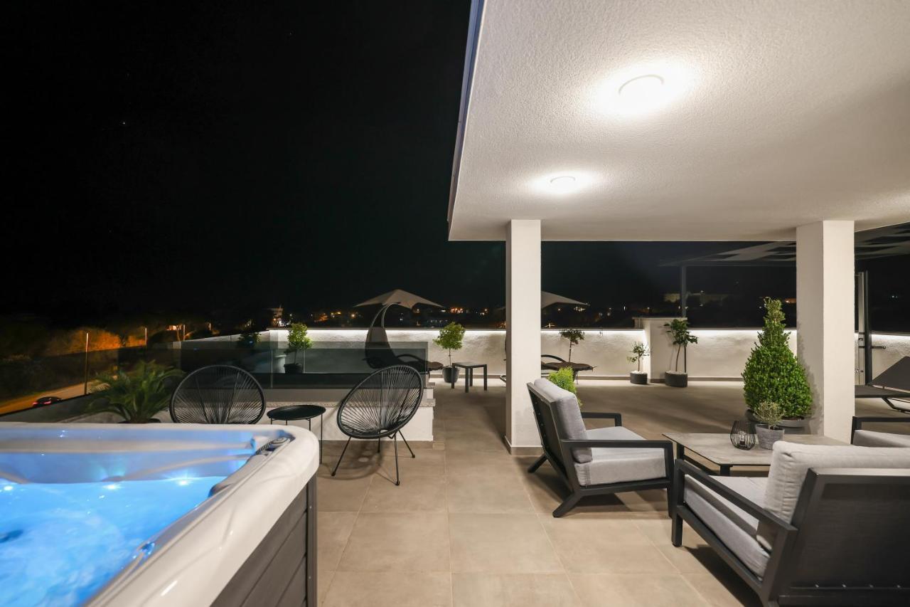 Leonardo Luxury Residence 2 Penthouse With Jacuzzi Ζαντάρ Εξωτερικό φωτογραφία